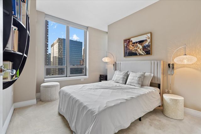 600 N LAKE SHORE Drive 2102, Chicago, IL 60611