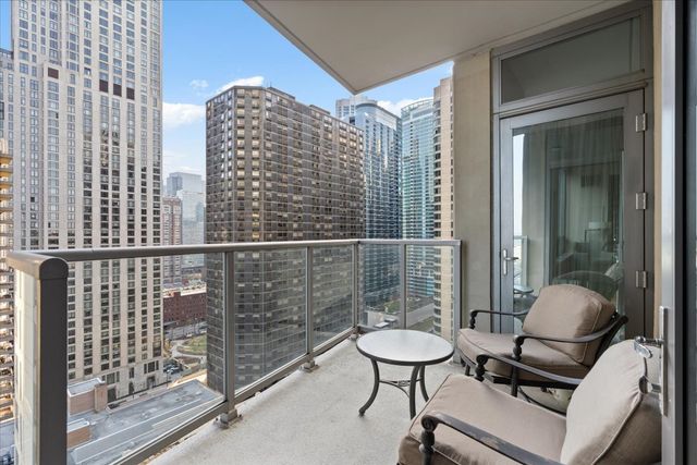 600 N LAKE SHORE Drive 2102, Chicago, IL 60611