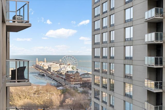600 N LAKE SHORE Drive 2102, Chicago, IL 60611