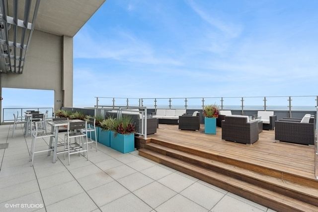 600 N LAKE SHORE Drive 2102, Chicago, IL 60611