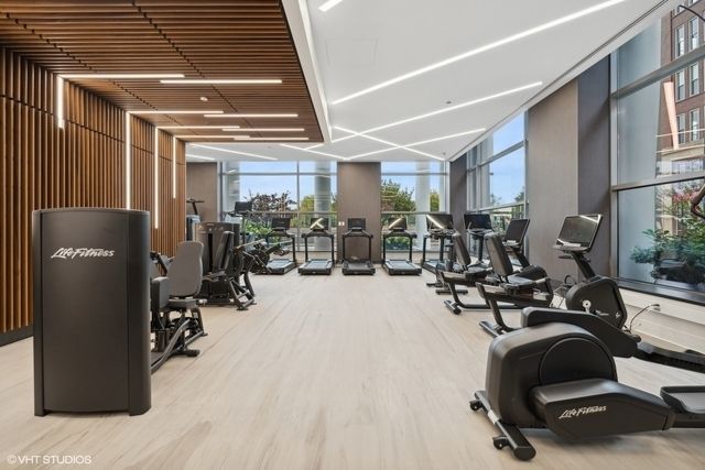 600 N LAKE SHORE Drive 2102, Chicago, IL 60611