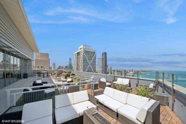 600 N LAKE SHORE Drive 2102, Chicago, IL 60611