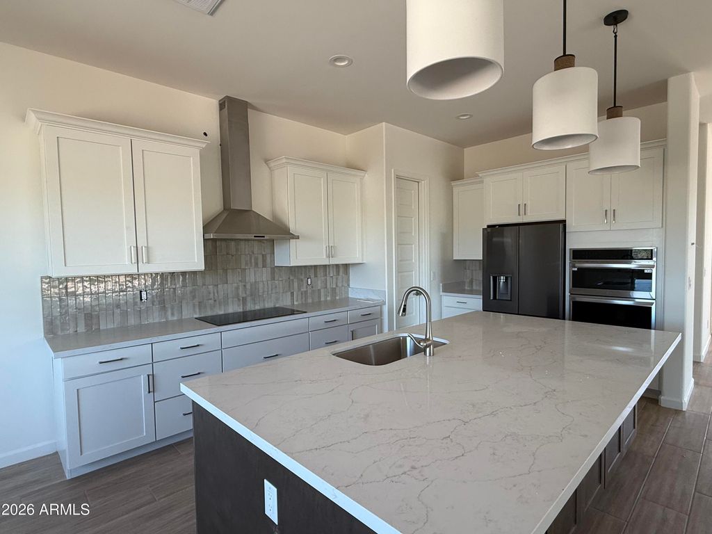 684 N MOON Road, Apache Junction, AZ 85119 — photo 4