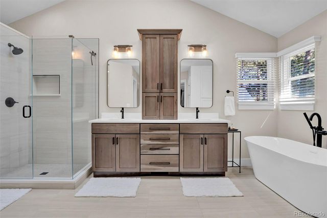 26400 Columbine Glen Avenue, Golden, CO 80401