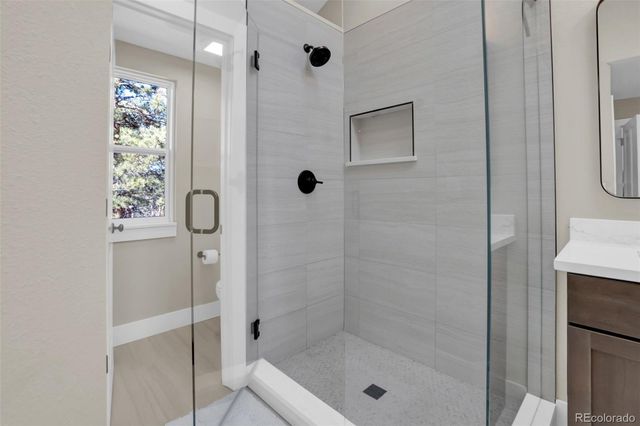 26400 Columbine Glen Avenue, Golden, CO 80401