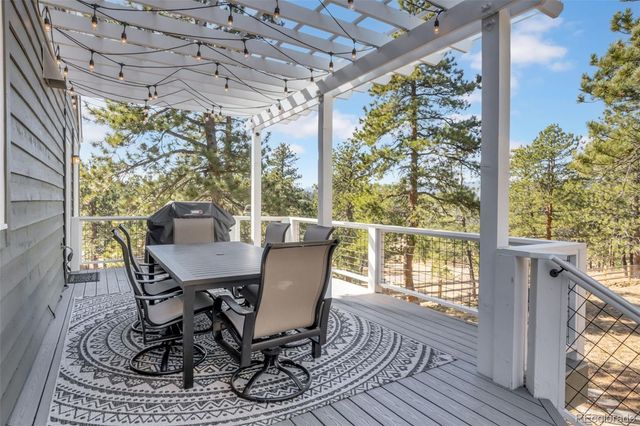 26400 Columbine Glen Avenue, Golden, CO 80401