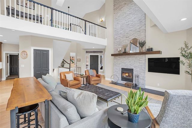 26400 Columbine Glen Avenue, Golden, CO 80401