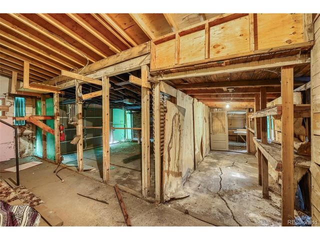 7365 W 61st Ave, Arvada, CO 80003