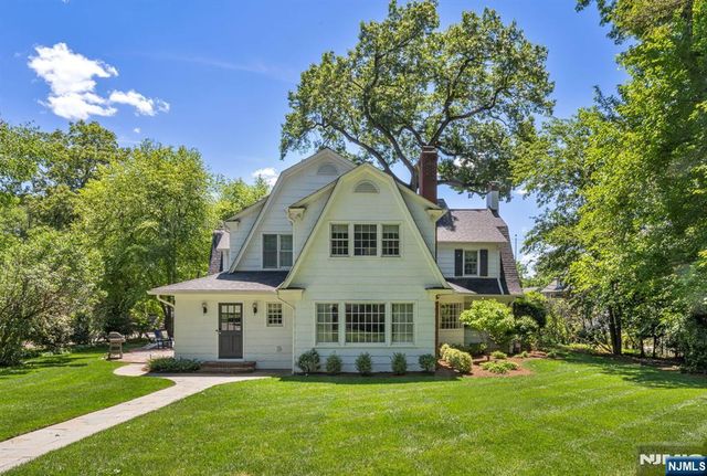 151 Valley View Avenue, Ridgewood, NJ 07450