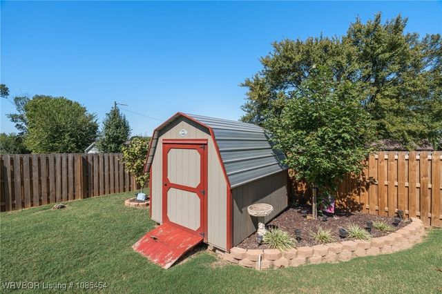 1507 9th Street, Van Buren, AR 72956