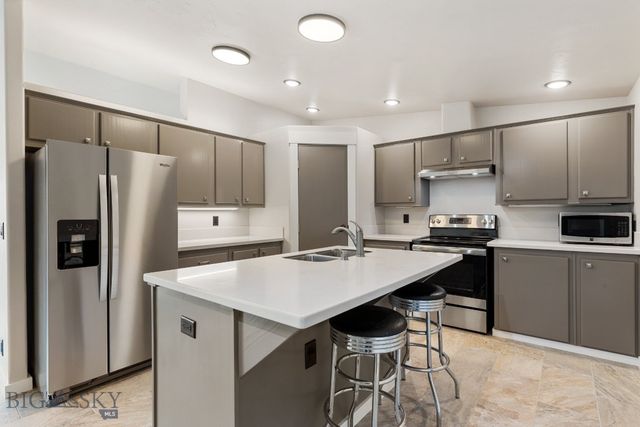 109 Run Way Lane, Livingston, MT 59047