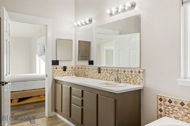 109 Run Way Lane, Livingston, MT 59047