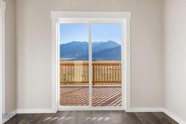 109 Run Way Lane, Livingston, MT 59047