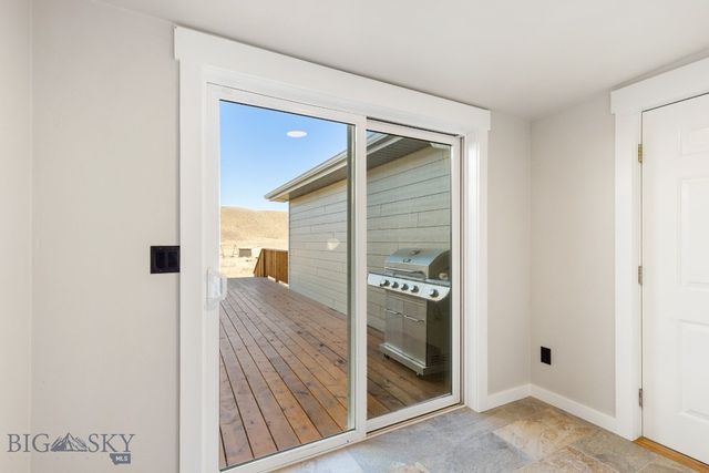 109 Run Way Lane, Livingston, MT 59047