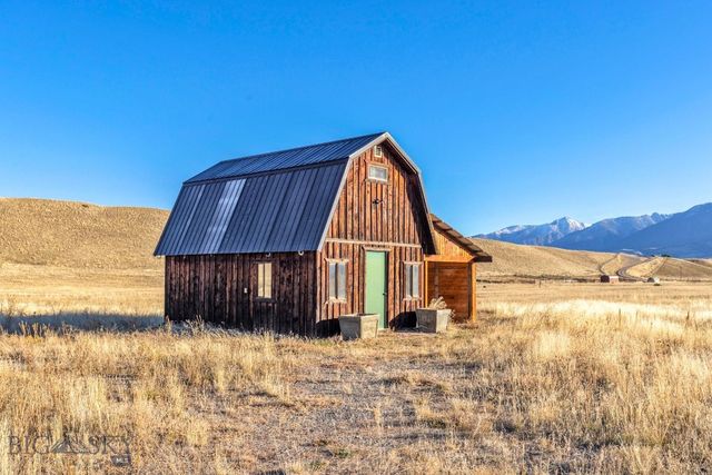 109 Run Way Lane, Livingston, MT 59047