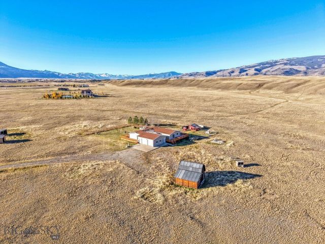 109 Run Way Lane, Livingston, MT 59047