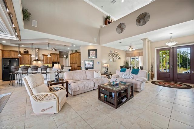 48 Colony Point DR, Punta Gorda, FL 33950