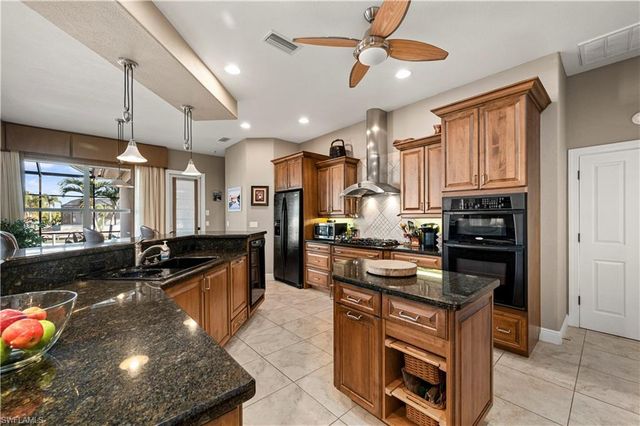 48 Colony Point DR, Punta Gorda, FL 33950