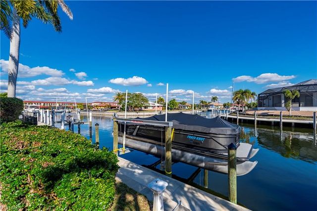 48 Colony Point DR, Punta Gorda, FL 33950