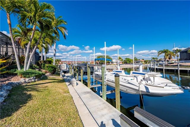 48 Colony Point DR, Punta Gorda, FL 33950