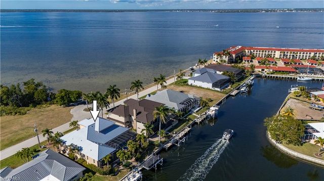 48 Colony Point DR, Punta Gorda, FL 33950