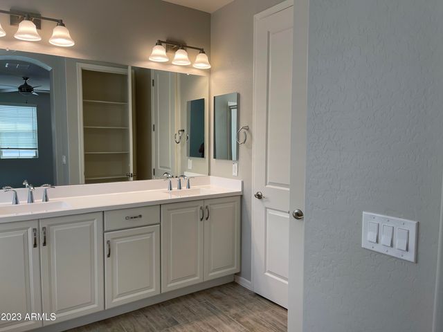 2773 S BETTY Street, Gilbert, AZ 85295