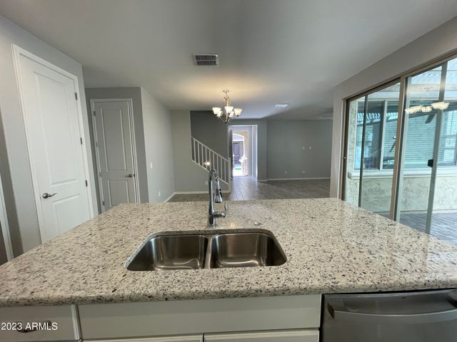 2773 S BETTY Street, Gilbert, AZ 85295