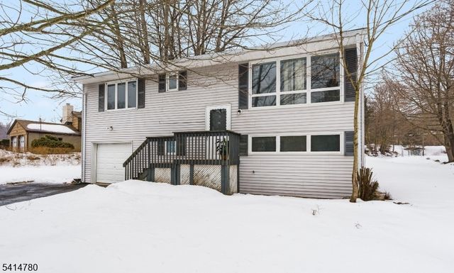 74 Sleepy Hollow Rd, Byram Twp., NJ 07821