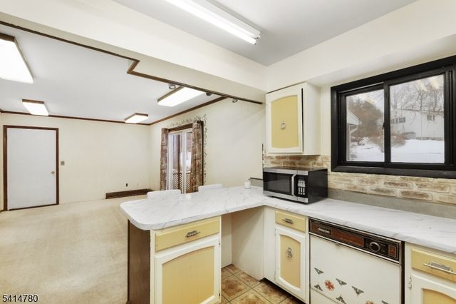 74 Sleepy Hollow Rd, Byram Twp., NJ 07821