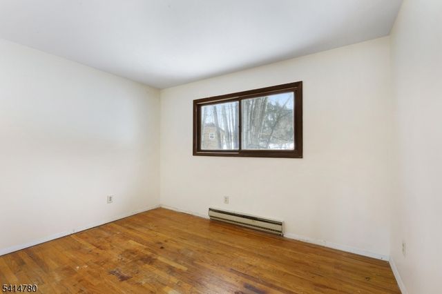 74 Sleepy Hollow Rd, Byram Twp., NJ 07821