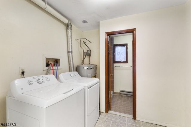 74 Sleepy Hollow Rd, Byram Twp., NJ 07821