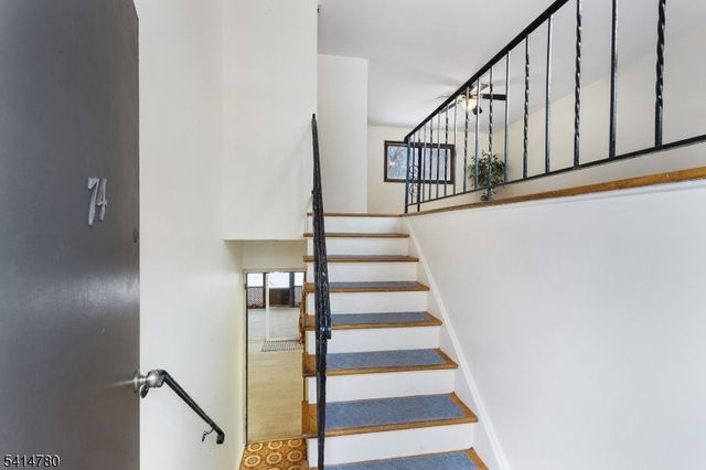 74 Sleepy Hollow Rd, Byram Twp., NJ 07821