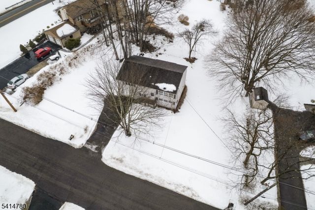 74 Sleepy Hollow Rd, Byram Twp., NJ 07821