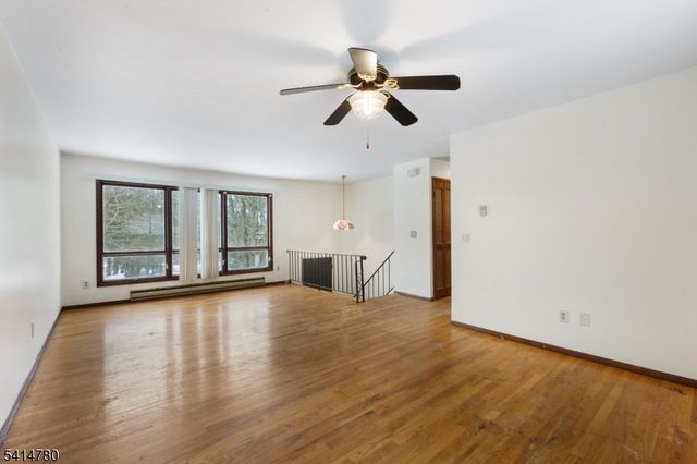 74 Sleepy Hollow Rd, Byram Twp., NJ 07821