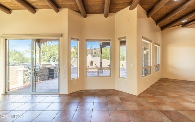 5550 W Open R Place, Tucson, AZ 85713