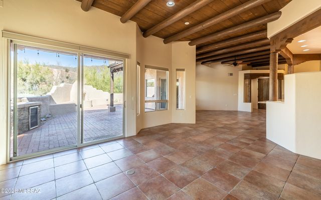 5550 W Open R Place, Tucson, AZ 85713
