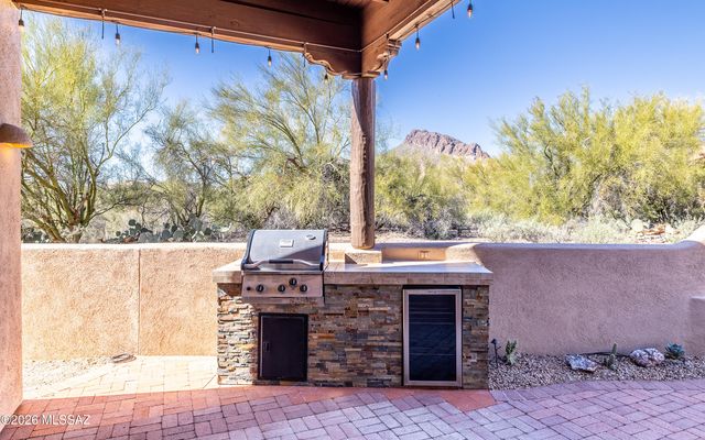 5550 W Open R Place, Tucson, AZ 85713