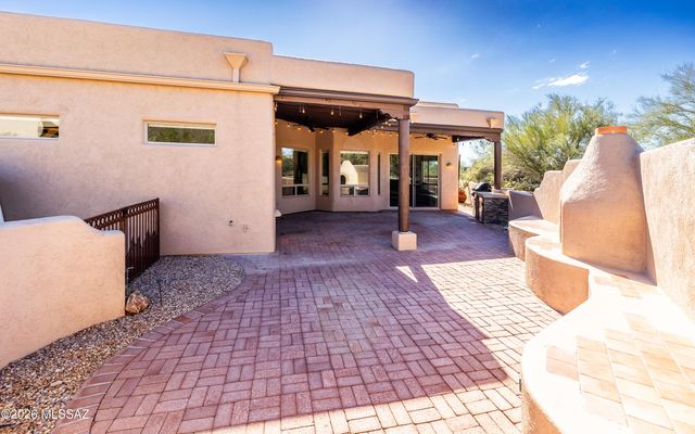 5550 W Open R Place, Tucson, AZ 85713