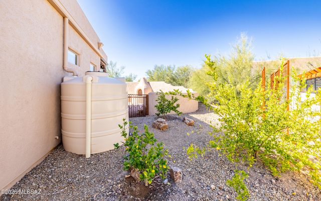 5550 W Open R Place, Tucson, AZ 85713