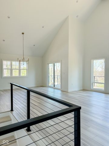 8835 S Slevins Drive, Nineveh, IN 46164