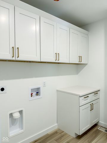 8835 S Slevins Drive, Nineveh, IN 46164