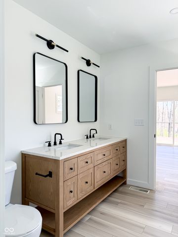 8835 S Slevins Drive, Nineveh, IN 46164