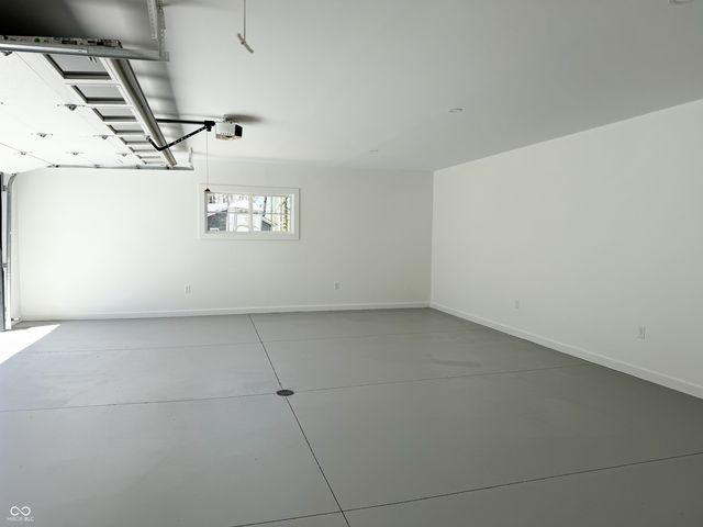 8835 S Slevins Drive, Nineveh, IN 46164