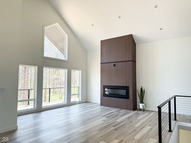 8835 S Slevins Drive, Nineveh, IN 46164