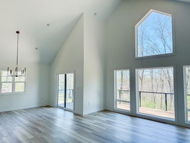 8835 S Slevins Drive, Nineveh, IN 46164