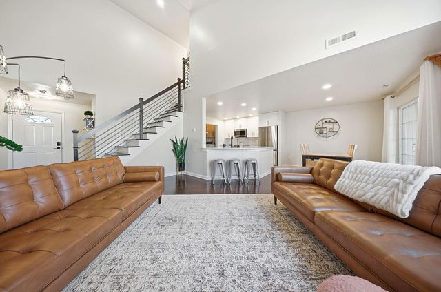 5022 Vinington Place, Dublin, OH 43016