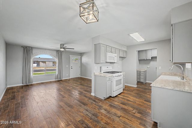 333 E PARK Avenue, Gilbert, AZ 85234