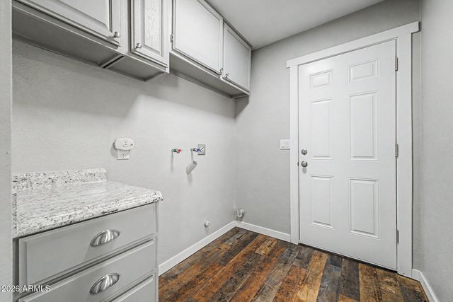 333 E PARK Avenue, Gilbert, AZ 85234