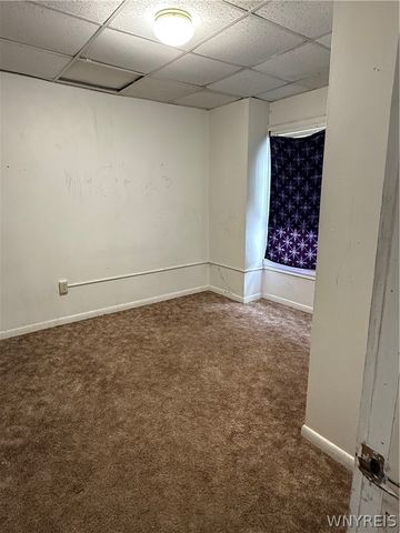 615 Chestnut Avenue, Niagara Falls, NY 14305