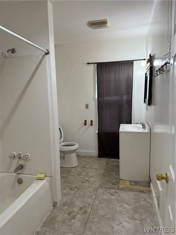 615 Chestnut Avenue, Niagara Falls, NY 14305